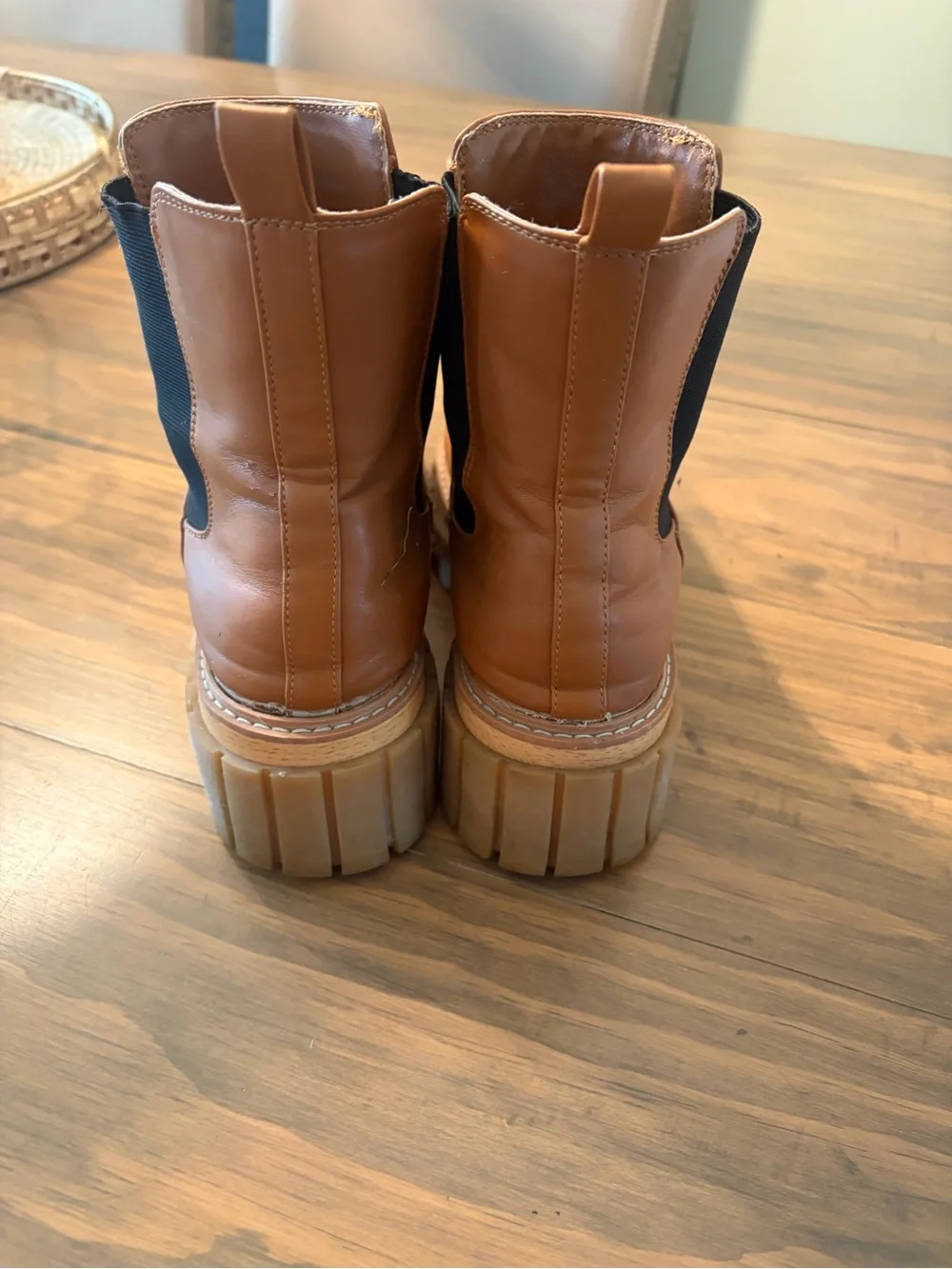 Steve Madden Tan Leather Chelsea Lug Booties with Black Elastic